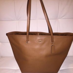 Coach tan tote bag